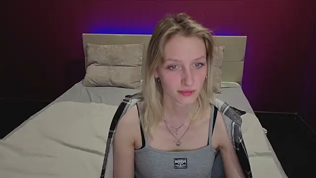 Snapshot of Akiro_Kim7 chatting on 02-04-26, 02:50 Akiro Kim7 online show from 02-04-26, 02:50