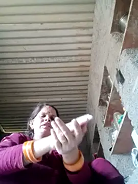 Lucky couple-1 online show from 04-17-26, 02:36