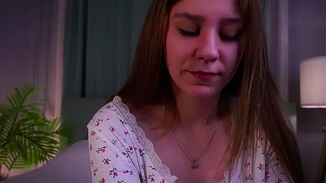 Snapshot of ShantellAngulo chatting on 02-04-26, 01:11 ShantellAngulo online show from 02-04-26, 01:11