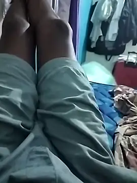 Snapshot of tamilpaiyan989 chatting on 04-04-26, 02:03 tamilpaiyan989 online show from 04-04-26, 02:03