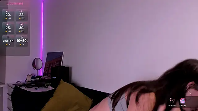 Snapshot of miabellee_ chatting on 02-13-26, 01:01 miabellee online show from 02-13-26, 01:01