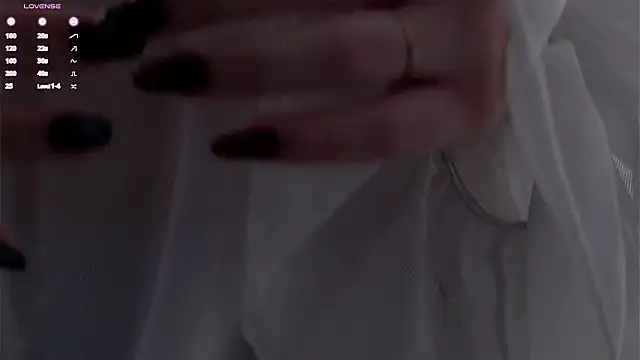 Snapshot of LeeryWonder chatting on 02-03-26, 03:04 LeeryWonder online show from 02-03-26, 03:04