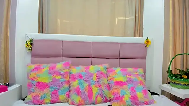 Snapshot of Keiry_Paloma chatting on 02-07-26, 01:26 Keiry Paloma online show from 02-07-26, 01:26