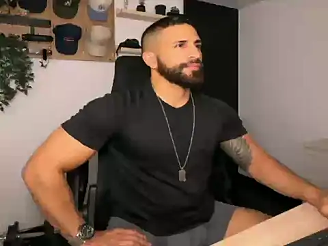 Snapshot of SamDornan51 chatting on 02-15-26, 10:06 SamDornan51 online show from 02-15-26, 10:06