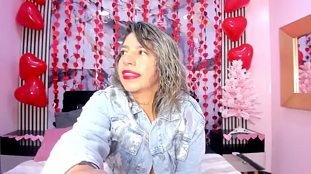 Snapshot of Ambar_Cortes chatting on 02-10-26, 03:27 Ambar Cortes online show from 02-10-26, 03:27