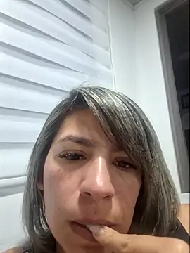 Snapshot of Ambar_Cortes chatting on 02-24-26, 02:53 Ambar Cortes online show from 02-24-26, 02:53