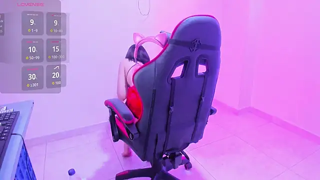 Snapshot of lunakill chatting on 02-27-26, 07:36 lunakill online show from 02-27-26, 07:36