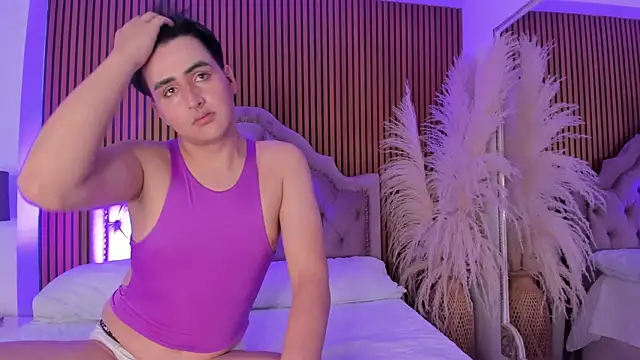 Snapshot of noahWolff_ chatting on 02-15-26, 04:42 noahWolff online show from 02-15-26, 04:42