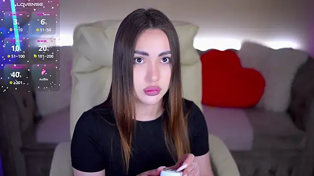 OliviaMoore  online show from 02-25-26, 01:54