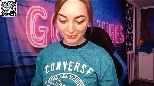 Snapshot of Vellora_ chatting on 02-28-26, 10:49 Vellora online show from 02-28-26, 10:49