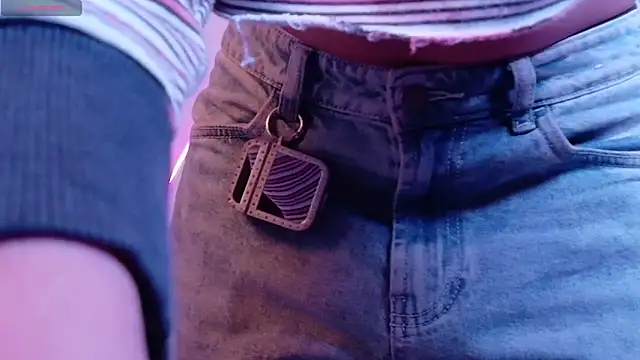 LeaneRous online show from 02-06-26, 01:03