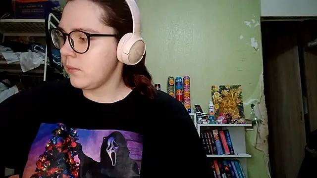 Snapshot of VannessaDillenbeck chatting on 03-02-26, 06:14 VannessaDillenbeck online show from 03-02-26, 06:14