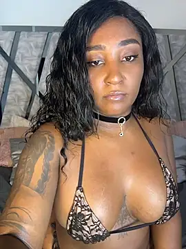 Snapshot of Denise_wolfe21 chatting on 02-02-26, 08:51 Denise wolfe21 online show from 02-02-26, 08:51