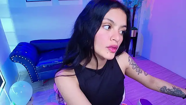 Snapshot of Maddie_T18 chatting on 04-16-26, 09:39 Maddie T18 online show from 04-16-26, 09:39