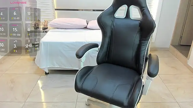 Snapshot of Yaiza_farak chatting on 02-09-26, 01:53 Yaiza farak online show from 02-09-26, 01:53