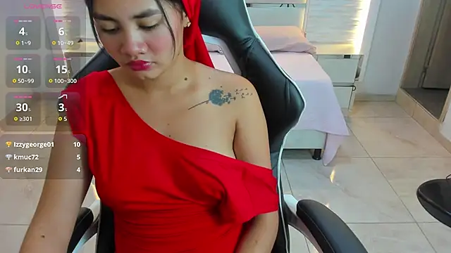 Snapshot of Yaiza_farak chatting on 02-17-26, 02:19 Yaiza farak online show from 02-17-26, 02:19