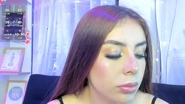 Snapshot of Sweet_bellaa_ chatting on 06-26-26, 04:50 Sweet bellaa online show from 06-26-26, 04:50
