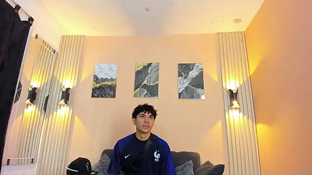 DesiresOfOlympus  online show from 04-17-26, 07:39