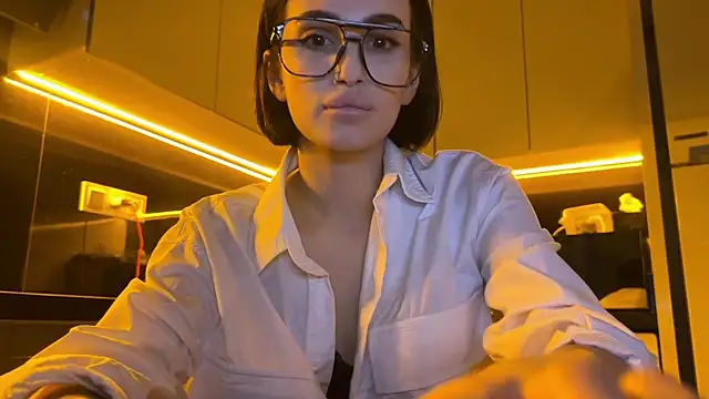 Snapshot of BlackFox_V chatting on 02-25-26, 11:03 BlackFox V online show from 02-25-26, 11:03