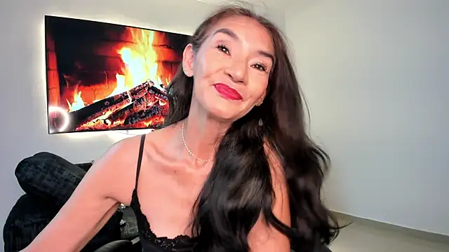 Snapshot of Emma_Mendozaa chatting on 07-04-26, 11:38 Emma Mendozaa online show from 07-04-26, 11:38