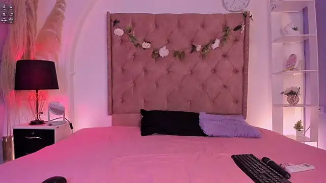 Lia Passion online show from 04-11-26, 08:35