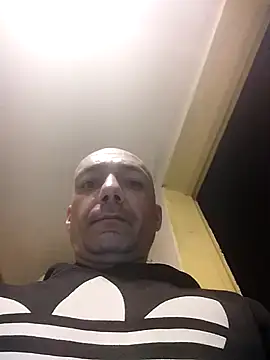 Snapshot of Gghj13jjj chatting on 03-16-26, 02:17 Gghj13jjj online show from 03-16-26, 02:17