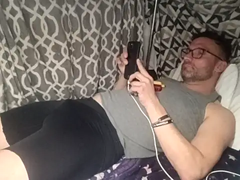 Snapshot of CashDaddyxx chatting on 03-03-26, 11:32 CashDaddyxx online show from 03-03-26, 11:32