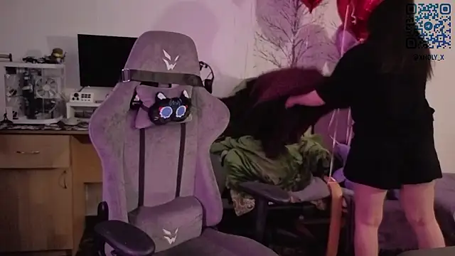 Holy Kveta online show from 02-20-26, 02:52