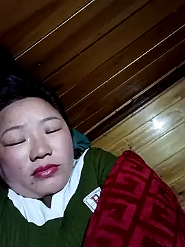 Snapshot of quynhbupbe11 chatting on 02-11-26, 01:16 quynhbupbe11 online show from 02-11-26, 01:16