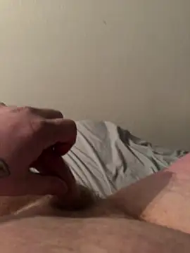 Snapshot of arcticman103 chatting on 02-24-26, 01:47 arcticman103 online show from 02-24-26, 01:47