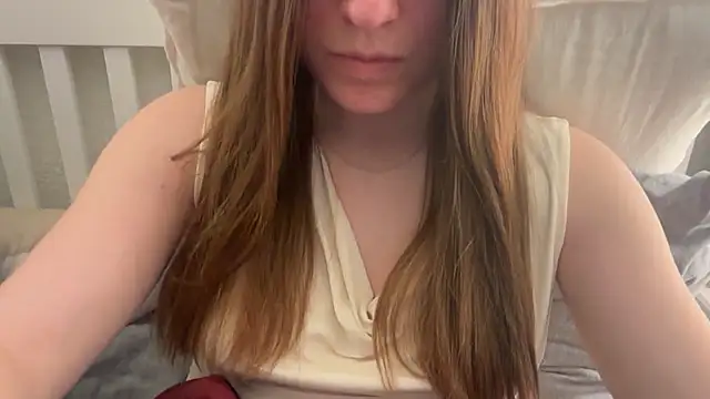 Lucyschickt online show from 03-14-26, 06:46