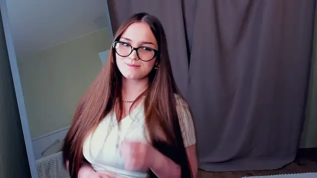 Snapshot of CrissyKales chatting on 02-04-26, 06:14 CrissyKales online show from 02-04-26, 06:14