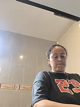  luisaeliza  online show from 07-08-26, 04:55
