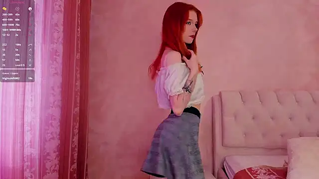 TarynPalek online show from 03-18-26, 07:22