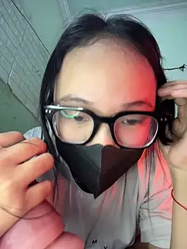 Leeeiuu online show from 02-08-26, 03:26