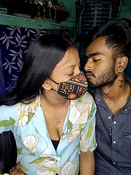 Lovly Couple 1 online show from 02-08-26, 11:13