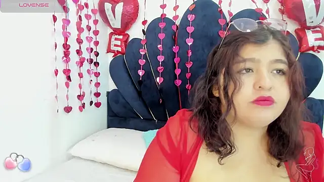 Snapshot of dahlialee chatting on 02-05-26, 12:10 dahlialee online show from 02-05-26, 12:10