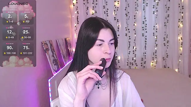 Snapshot of Stephanie_Bloom chatting on 02-23-26, 10:45 Stephanie Bloom online show from 02-23-26, 10:45