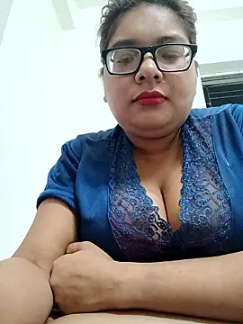 Elie Hallway online show from 03-31-26, 06:41