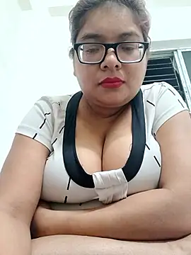 Elie Hallway online show from 04-02-26, 07:11