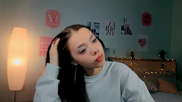 Snapshot of Vexnexe chatting on 02-01-26, 04:44 Vexnexe online show from 02-01-26, 04:44