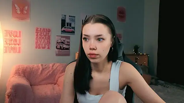 Snapshot of Vexnexe chatting on 02-23-26, 07:22 Vexnexe online show from 02-23-26, 07:22