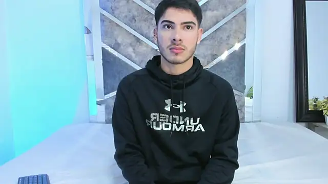 Snapshot of Apolo_Gray chatting on 02-03-26, 04:32 Apolo Gray online show from 02-03-26, 04:32