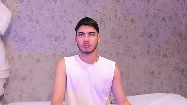 Snapshot of Apolo_Gray chatting on 02-13-26, 06:31 Apolo Gray online show from 02-13-26, 06:31