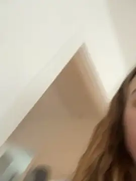 Snapshot of romyxxs chatting on 02-10-26, 09:02 romyxxs online show from 02-10-26, 09:02