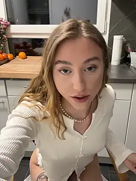 romyxxs online show from 03-09-26, 07:07