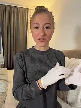 romyxxs online show from 04-16-26, 07:25