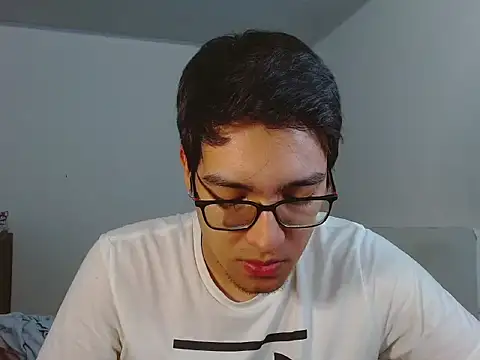Snapshot of NickFin chatting on 07-15-26, 02:06 NickFin online show from 07-15-26, 02:06