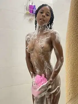 LIA PARKERR online show from 04-09-26, 11:54