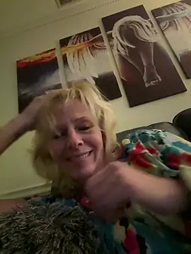 Snapshot of FireAfterDark chatting on 02-09-26, 07:01 FireAfterDark online show from 02-09-26, 07:01